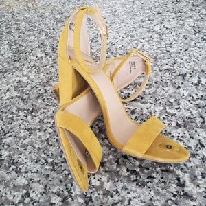 5" ANKLE STRAP HEELS